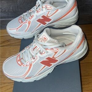 New Balance 740 Women’s 7 / Big Kids 5.5
